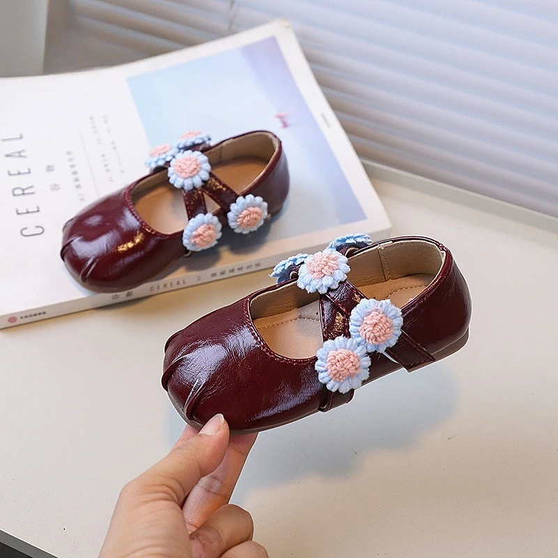 ربيع الخريف الفتيات أحذية من الجلد الحلو الباليه تنوعا الأطفال السببية فستان الأميرة أحذية لطيف شيك زهرة الاطفال حذاء مسطح