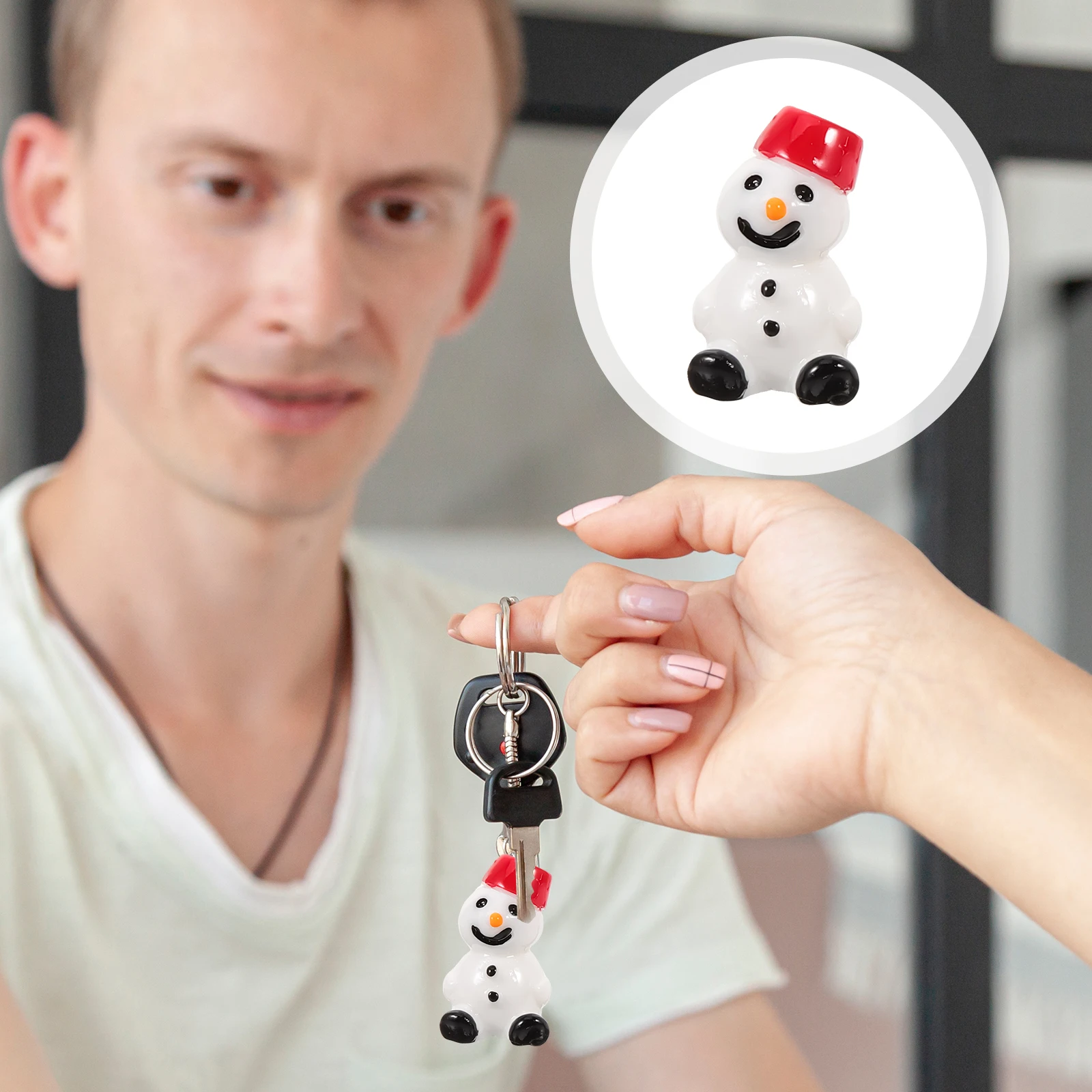 

10 шт., рождественские мини-украшения в виде снеговика, праздничные украшения из смолы, подвески, праздничные аксессуары для рукоделия, мини-снеговик