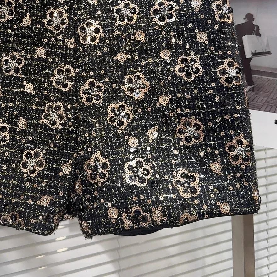 กางเกงบูทคัทผ้าทวีดปักลายดอกไม้เลื่อมทอง งานหนัก ความยาวครึ่งขา สไตล์ลำลองสำหรับผู้หญิง แฟชั่นหรูหรา ฤดูหนาว สินค้ามาใหม่