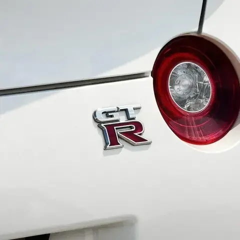 10 best sales gtr logo - №1