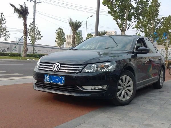 Projector Headlight For US PassatB7