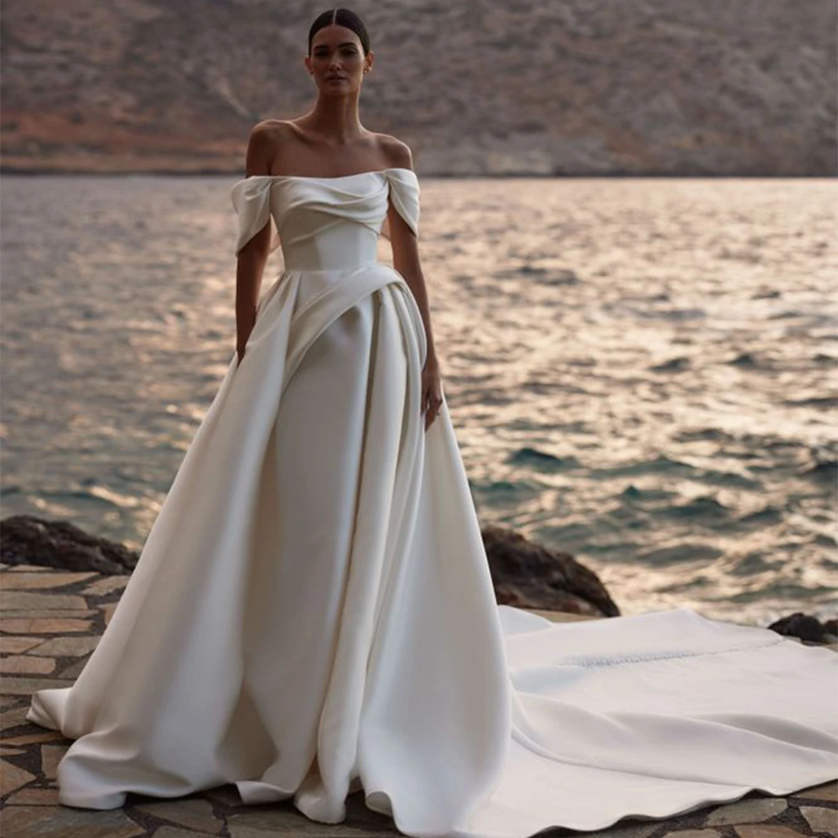 

Beach Satin A Line Ball Gown Wedding Dress For Bride Pleated Long Puffy Bridal Party Gown For Women Customized