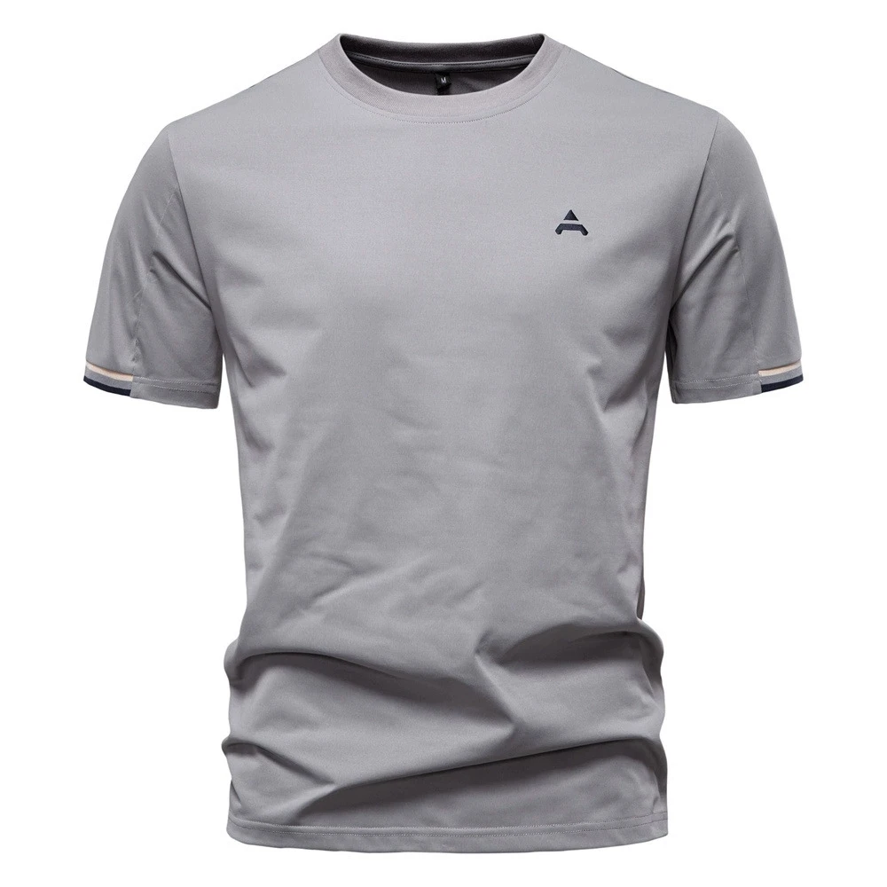 

Summer new luxury fashion T-shirt men's solid color embroidery casual versatile men's round neck short sleeved top