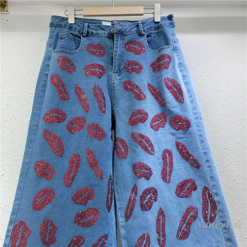 European and American Style Lips Jeans Women 2025 Spring New Heavy Industry Hot Drill Straight Elastic Casual Jeans Denim Pants