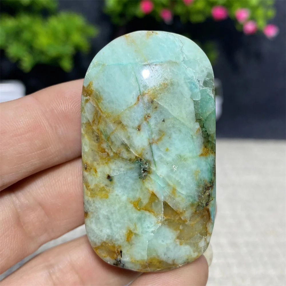 Natural Crystal Green Moonstone Hand Play Original Grinding Meditation Spiritual Healing Mineral Gem Home Decoration