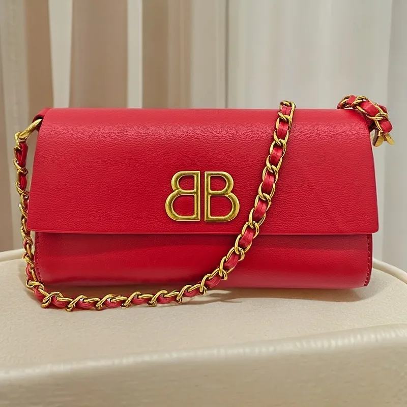 

Семейная сумка для мамы для занятых женщин. Практичная сумка через плечо для родителей.