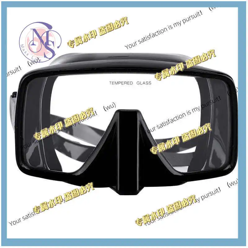 Adjustable diving mask, large viewing angle silicone