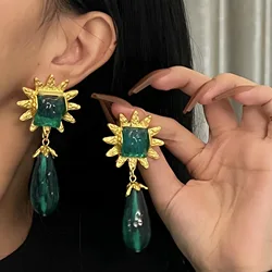 Exaggerated European and American Sunflower Earrings Retro Palace Style Luxury Long Water Drop Earrings