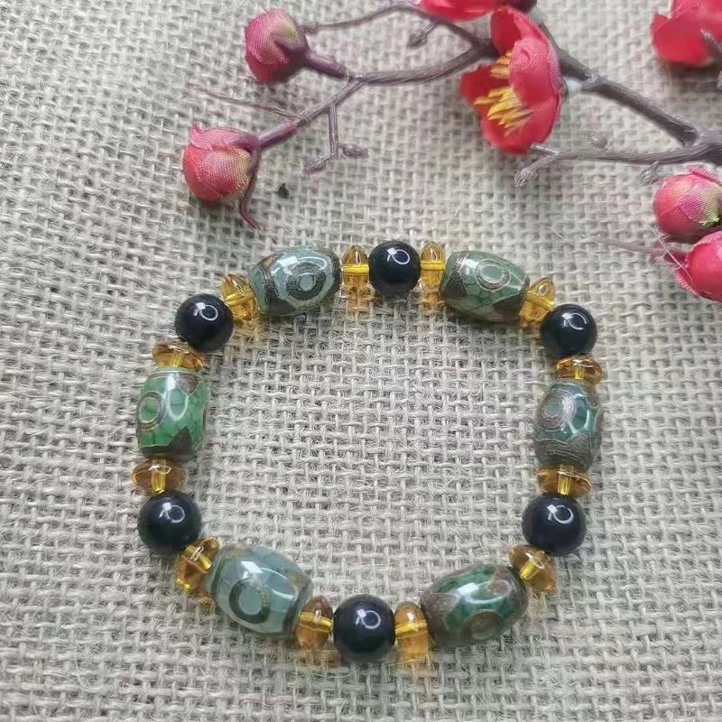 Tibet old dzi bead agate bracelet, ancient dzi bead Tibet three-eye dzi bead bracelet live broadcast jade supply