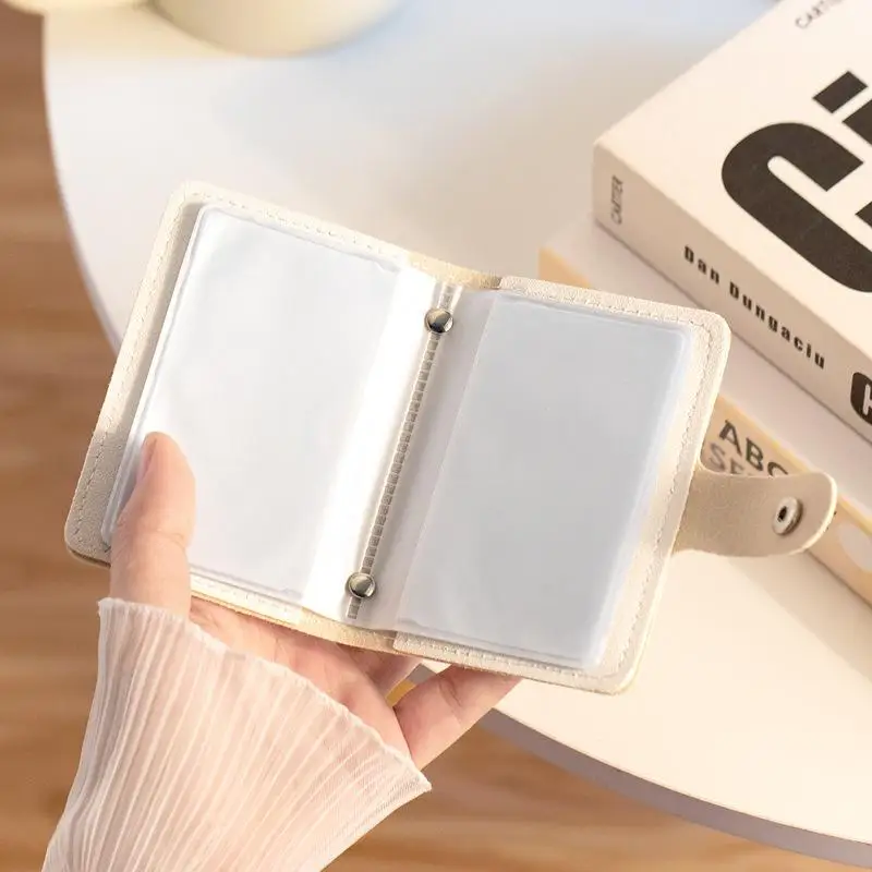 ポータブルかわいいクマカードケース大容量複数カードホルダーシンプルな 20 スロット運転免許証カバーバッグ