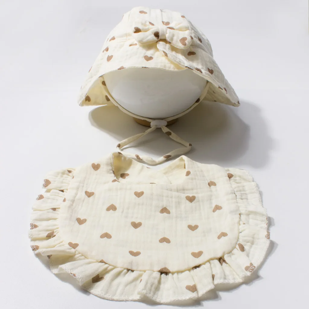 

2pcs Love Heart Baby Bucket Hat with Saliva Gauze Ruffle Baby Bib Set Print Fisherman's Hat Children Cotton Panama Girls Hats
