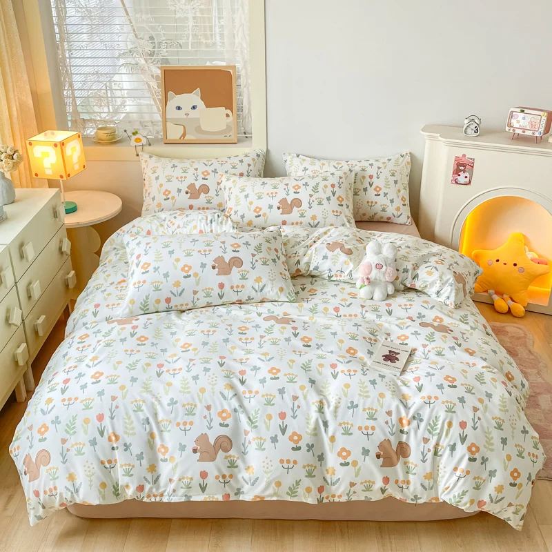 Kawaii Squirrel Duvet Cover, Cartoon Squirrel Bedding Set for Kids Girls Boys, Cute Leaf Floral Botanical Comforter Covers 4Pcs