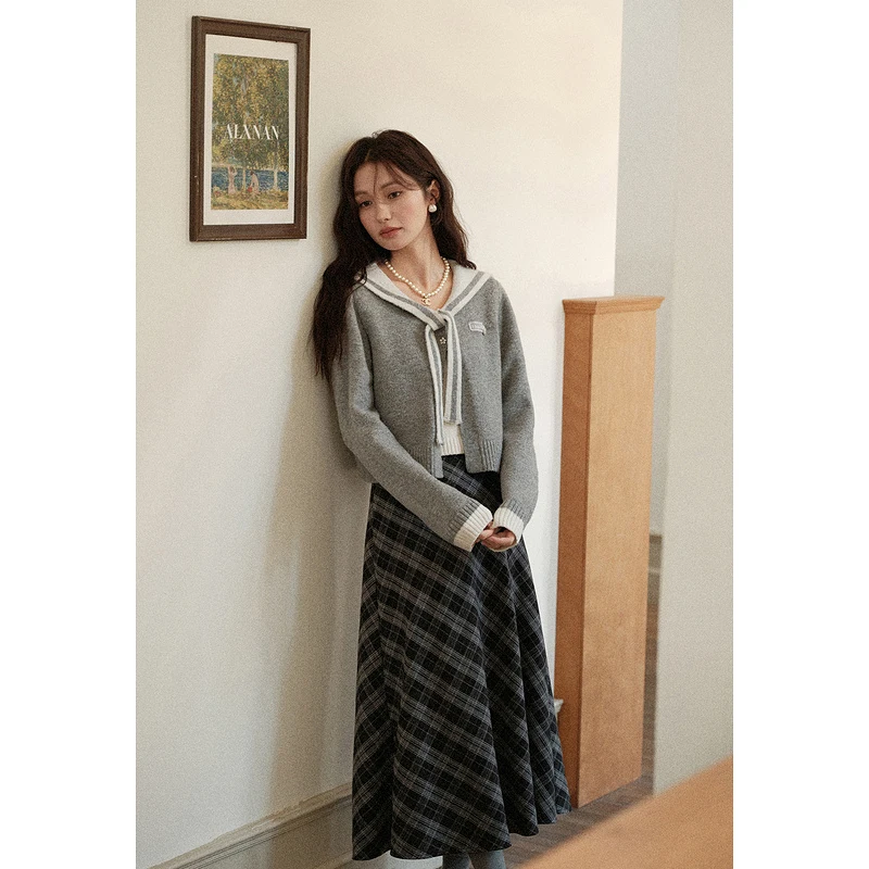 

ALXNAN серый шаль, шерстяной свитер с длинными рукавами, осенний новый повседневный искусственный пуловер из двух предметов, осень 2025, свободные женские топы, L57550