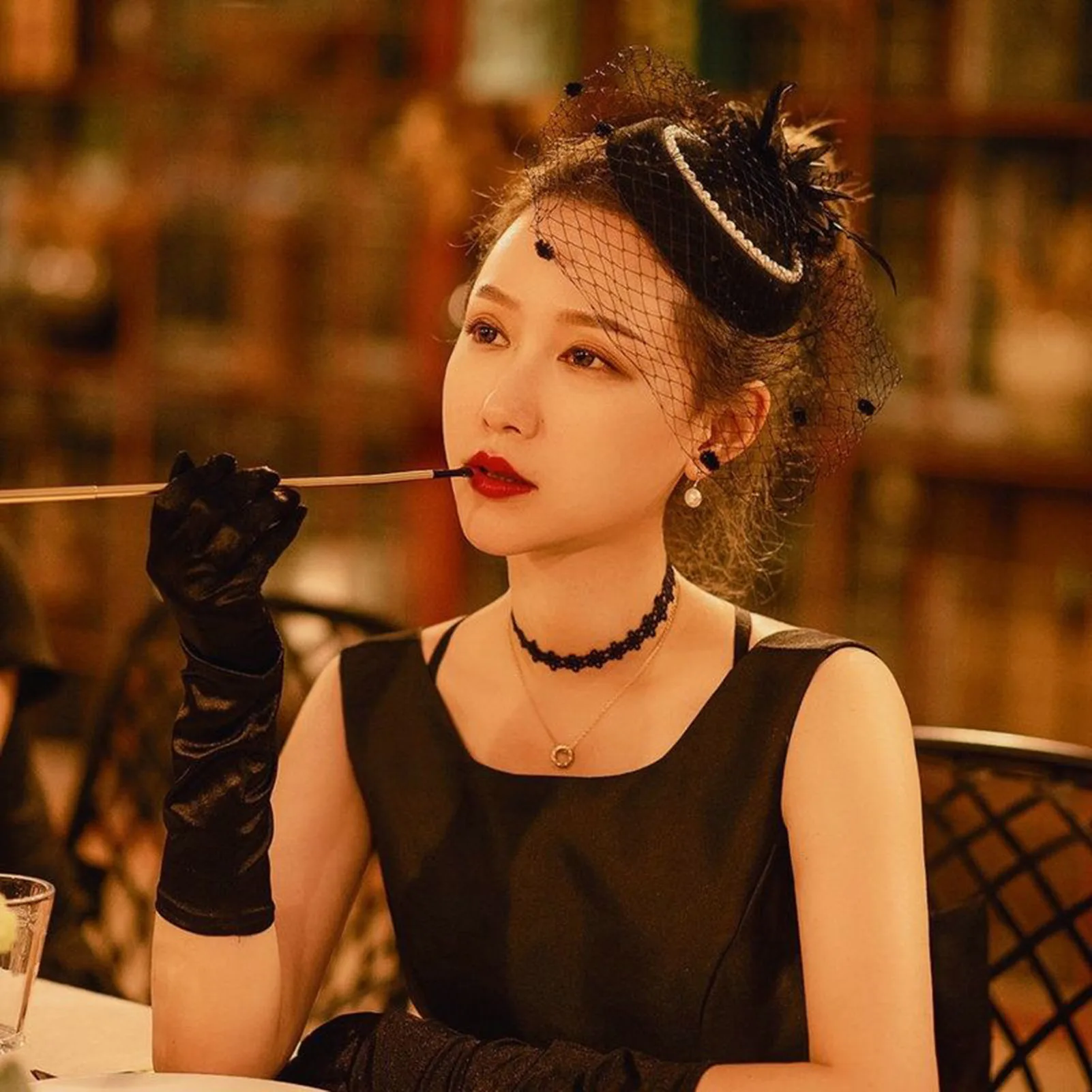 Mini Top Hat Nylon Mesh Veil Fascinator Elegant Hairnet for Wedding Party Retro Dual-Layer Bridal Headpiece Accessories