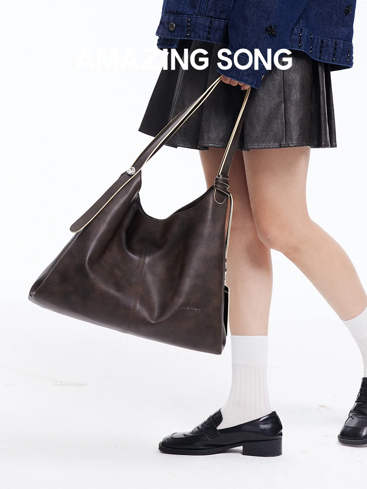 Amazing Song Berry Tote