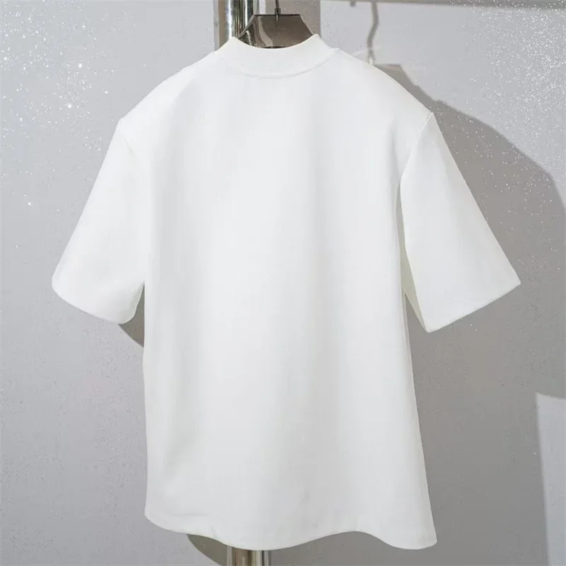 T-shirt femme nouvelle lettre brodée col rond pull pour l'été 2025 style couple coupe ample mélange de coton haut à manches courtes