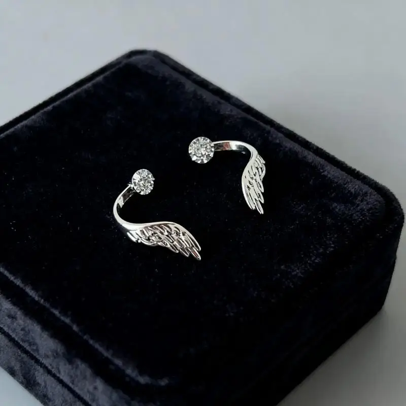 Silver Wing Zircon Ear Bone Nail Women’s Fashion Jewelry Piece
