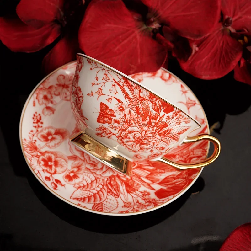 Creative Retro Nordic Flower Pattern Disc Round Elegant Shallow Plate Ceramic Exquisite Dinner Plate Kitchen