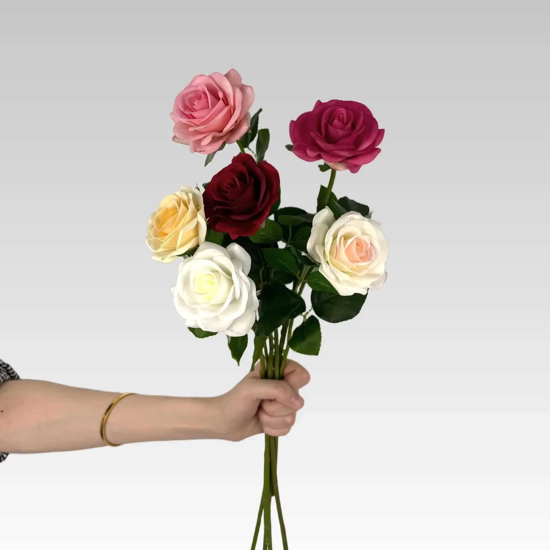 12 Stück Hochzeitsdekoration Rosa Europäische Rosen Künstliche Blumen Saaldekoration Simulierte Rosenzweige Echt Aussehende Kunstblumen – Detail 1