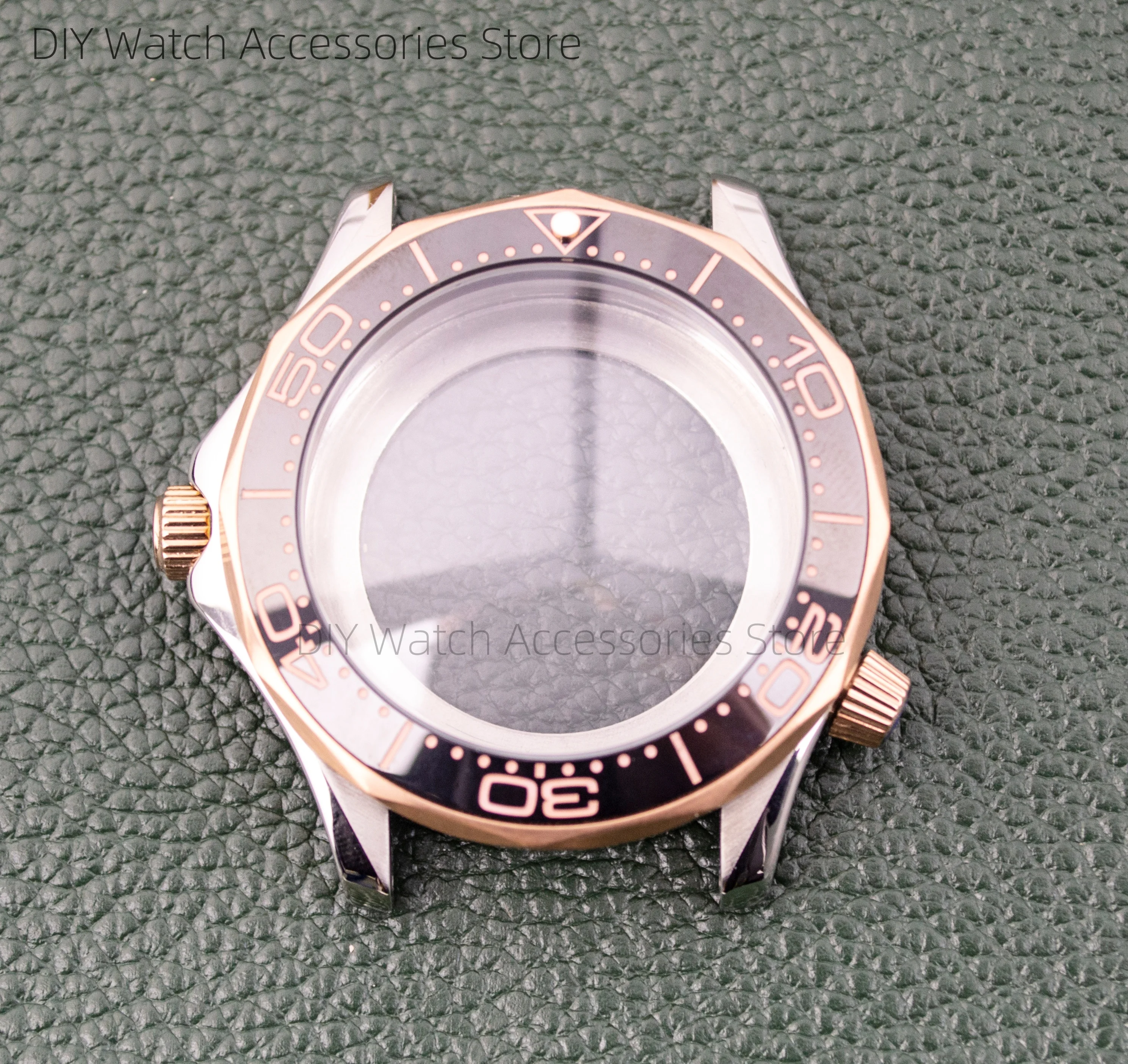 316L ステンレス鋼の時計ケースシーマスター 300 ケース 41 ミリメートル NH35 時計ケース防水フィット NH35 NH36 自動運動