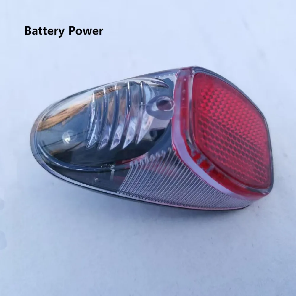 High Quality 82*42mm Solar Energy Bicycle Taillight Solar Power/Battery Power Plastic Red Lamp Bike Warning Light Bike