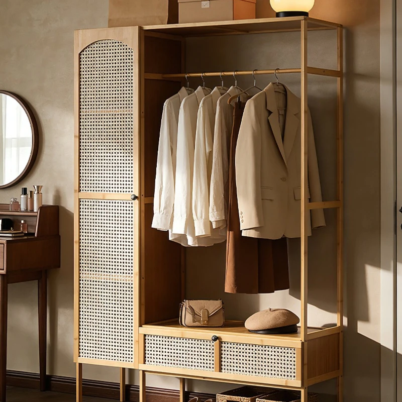 

Affordable luxury Floor-to-ceiling wooden hanger, bedroom coat rack, bedside rack