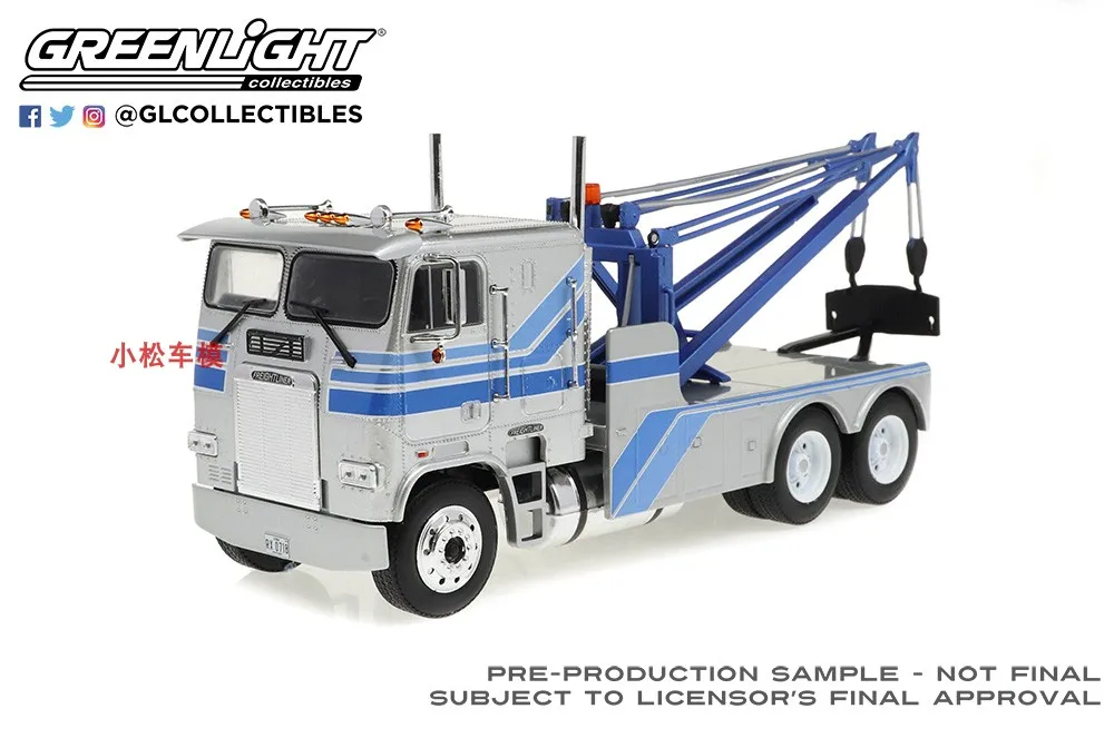 1:43 1984 Freightliner FLA 9664 Tow Truck Diecast Metal Alloy Model Car Toys For Gift Collection