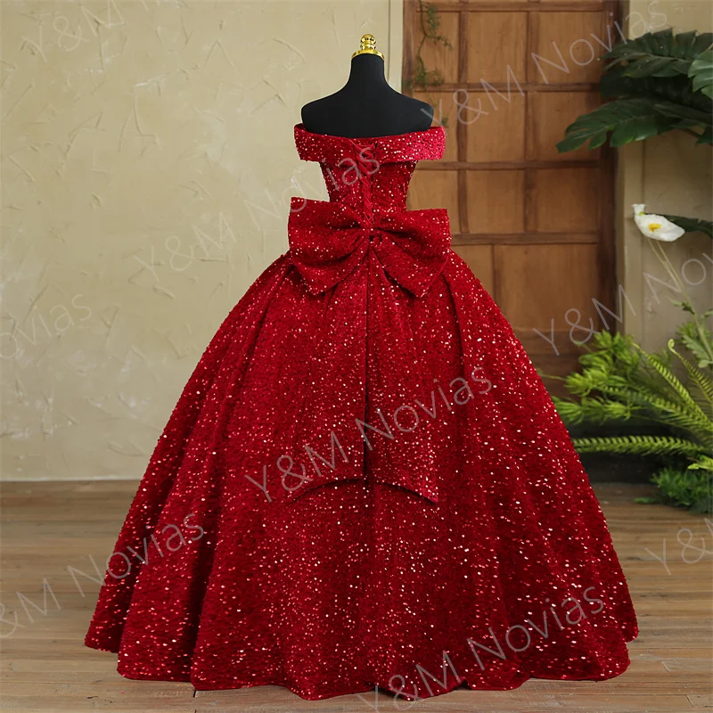 Y & m novias personalizado plus size luxo lantejoulas arco fora do ombro vermelho escuro quinceanera vestidos 15 vestido de baile para festa