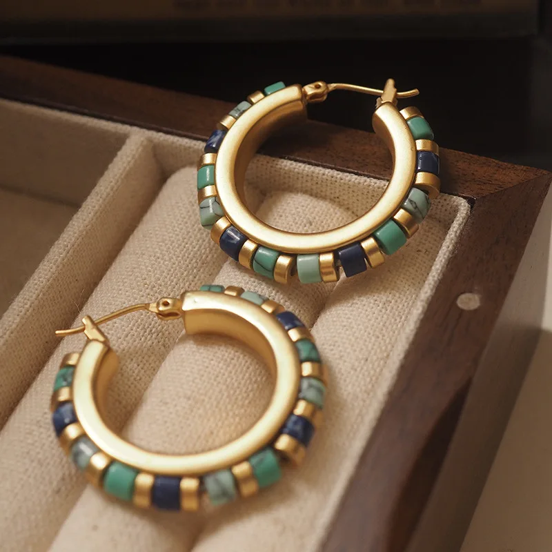 

MMA Vintage Hoop Earrings - Lapis & Turquoise Beads for Cannes Art Gala (Clip-On)