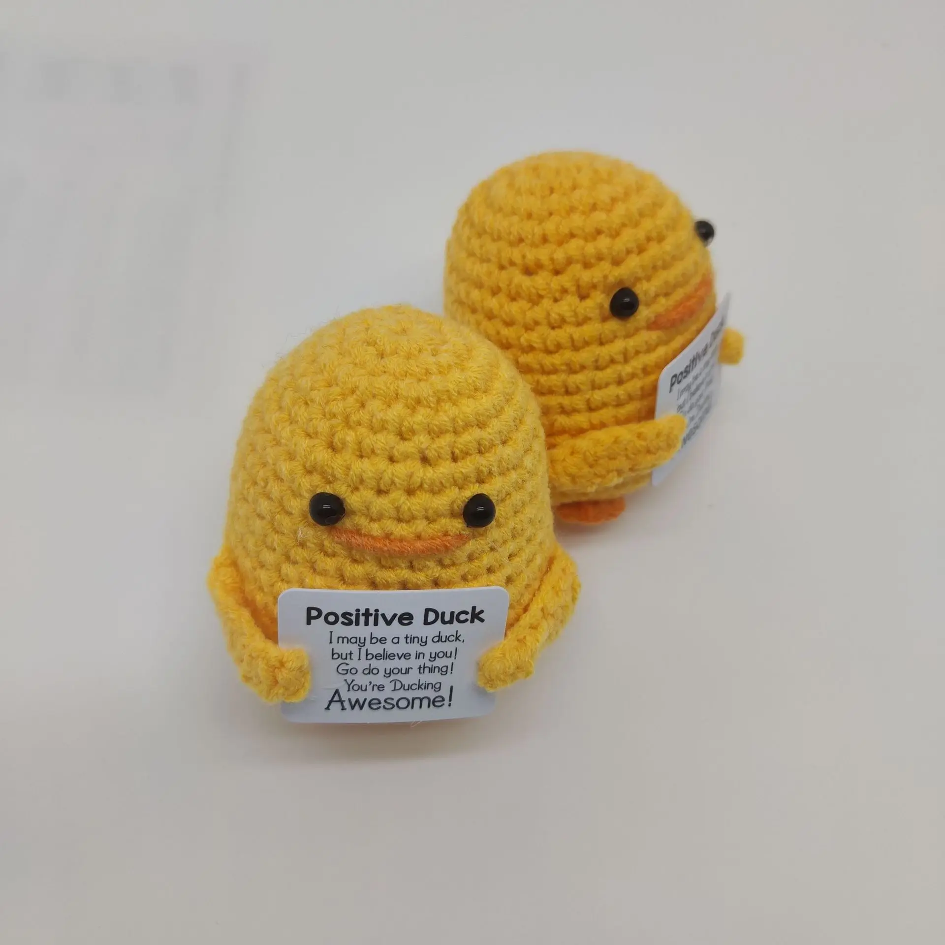 Handmade Knitted Positive Energy Duck Hug Pocke Doll With Card Home Room Decoration Cute  Plush Wool Crochet Doll Christmas Gift