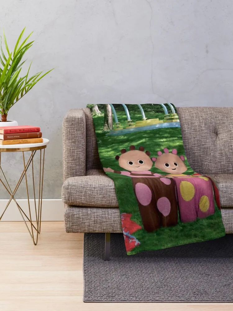 In the night garden Throw Blanket Luxury Thicken Blanket Shaggy Blanket