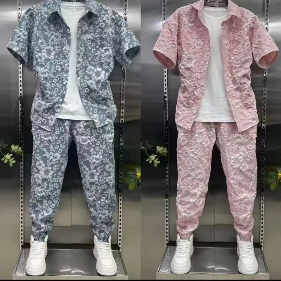 

2026 2pcs New High Quality Floating Jacquard Casual Fashion Shirt Set Street Embossed Pants Men's Summer and Autumn Set