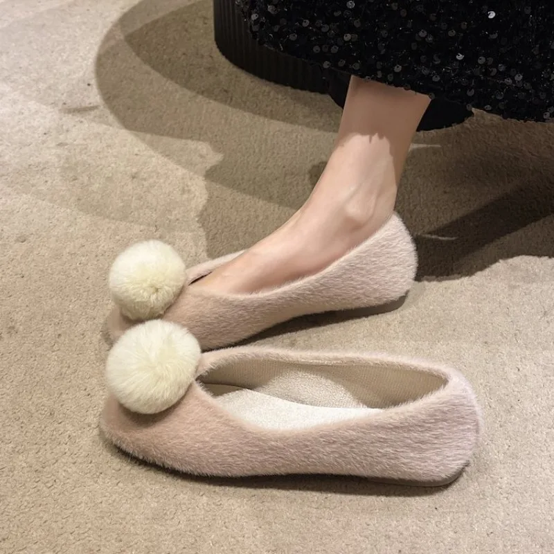 

2025 Fuzzy Lambswool Moccasins Woman Bowtie Flats Winter Cotton Fur Lined Shoes Ladies Curly Wool Loers Femmes Shearling Boots