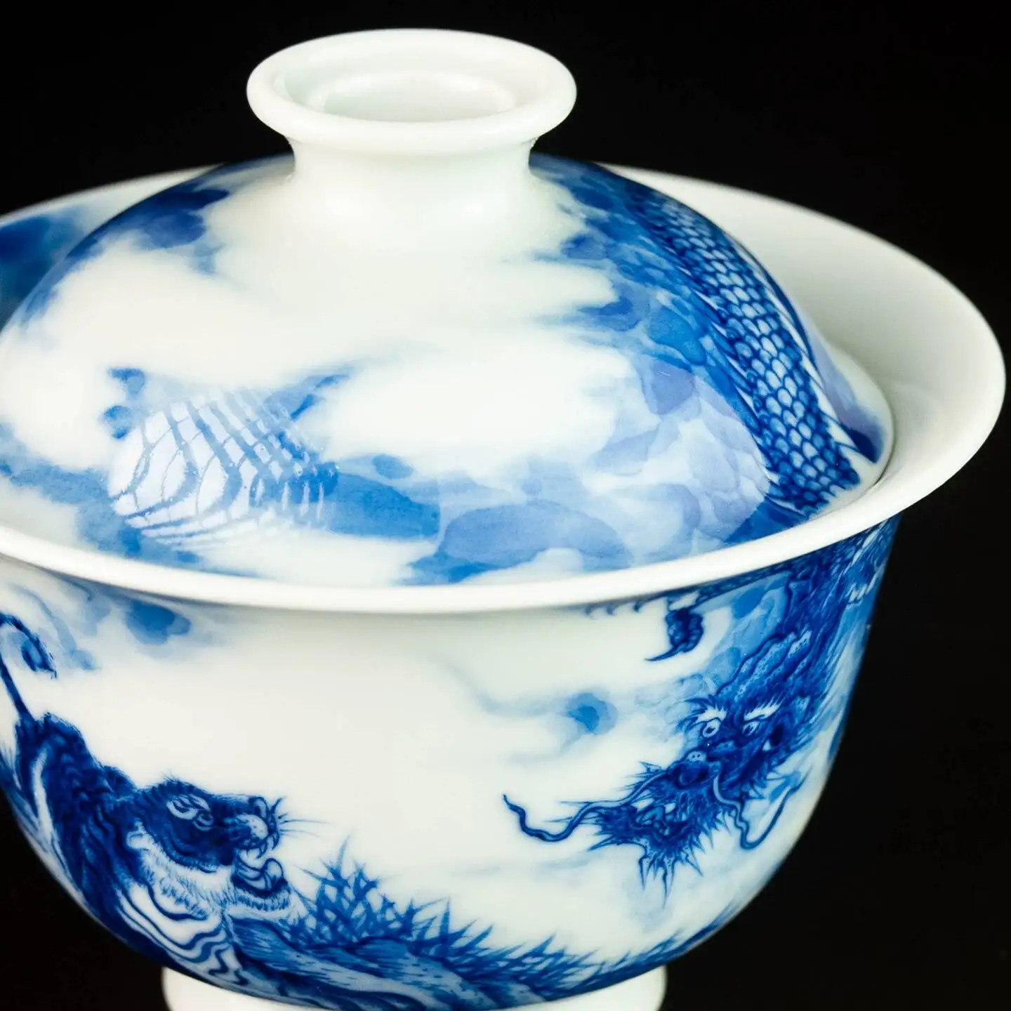 Holy Mountain Jingdezhen Hand-Painted Blue White With Tiger And Dragon Design, Handmade Ceramic Gaiwan Tea Cup Set