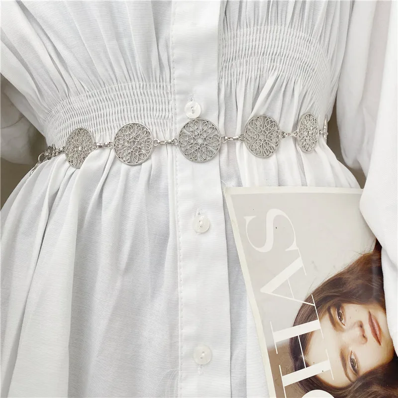 Elegant Round Metal Belt For Women Retro Gold Silver Carved  display picture 1