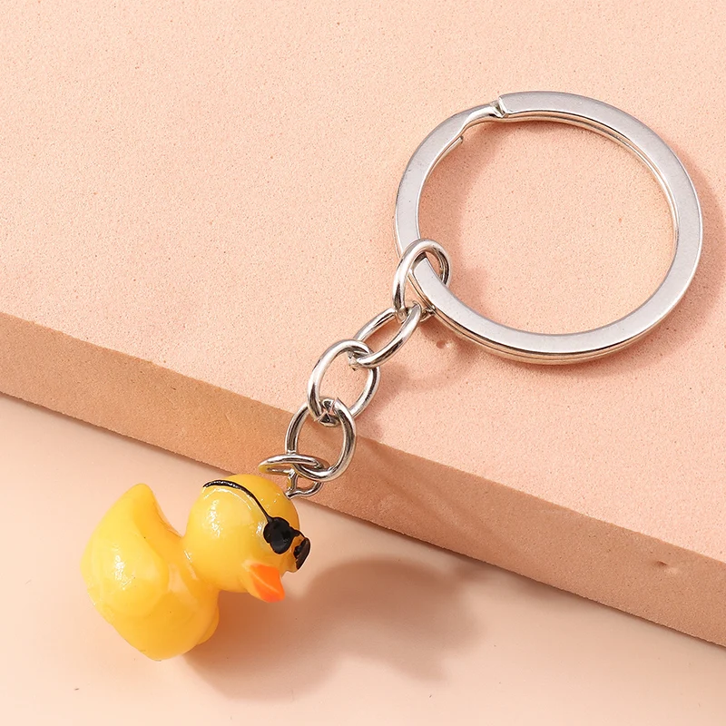 Lovely Resin Cartoon Duck Keychain Animal Keyring Pendants for Car Key Holder Women Girls Handbag Decor Jewelry Accessories