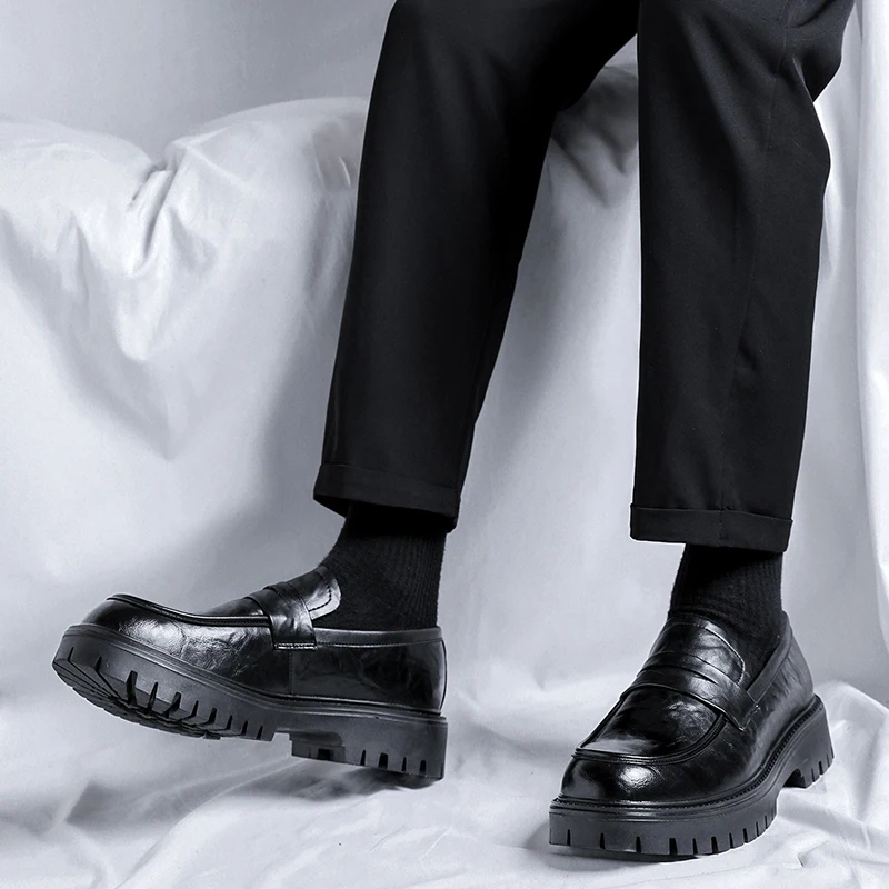 

Men's Black leather shoes Gentleman Classic Luxury Style Work or Business High quality luxury adult dress Thick Bottom versatile