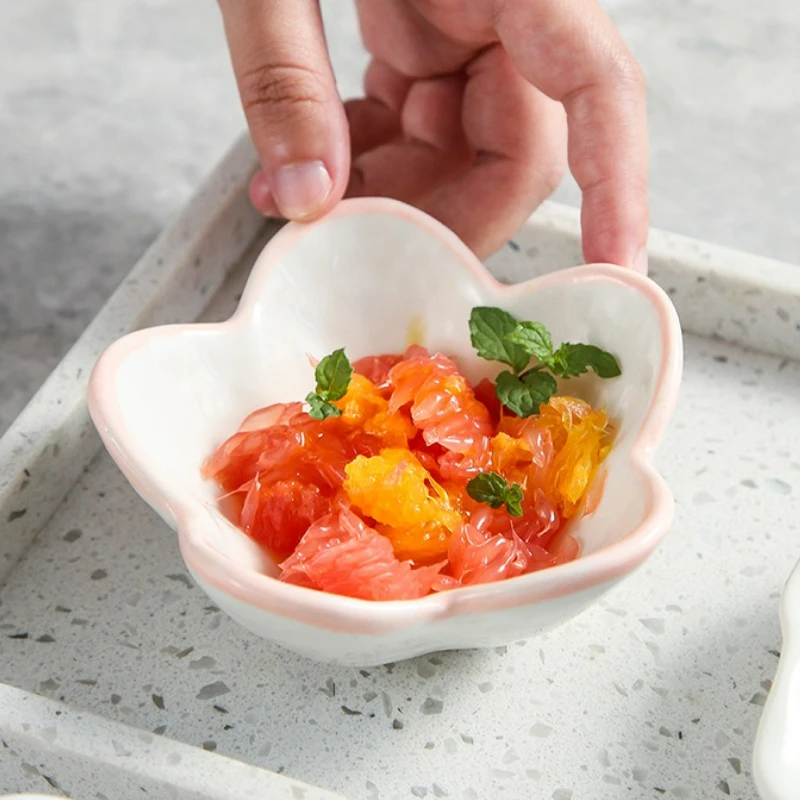 

Ceramics Plate Flavor Small Dish Seasoning Dish Cute Flower Salad Sushi Saucer Decor Household Kitchen Restaurant Supplies New