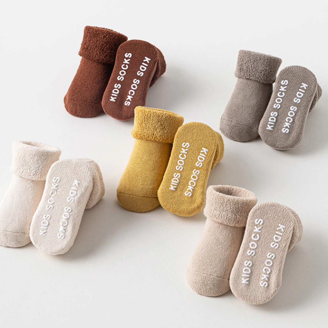 

Нескользящие носки-тапочки для новорожденных, толстая термообувь из овечьего флиса, зимние теплые детские плюшевые носки, детские вязаные носки средней длины от 0 до 1 года