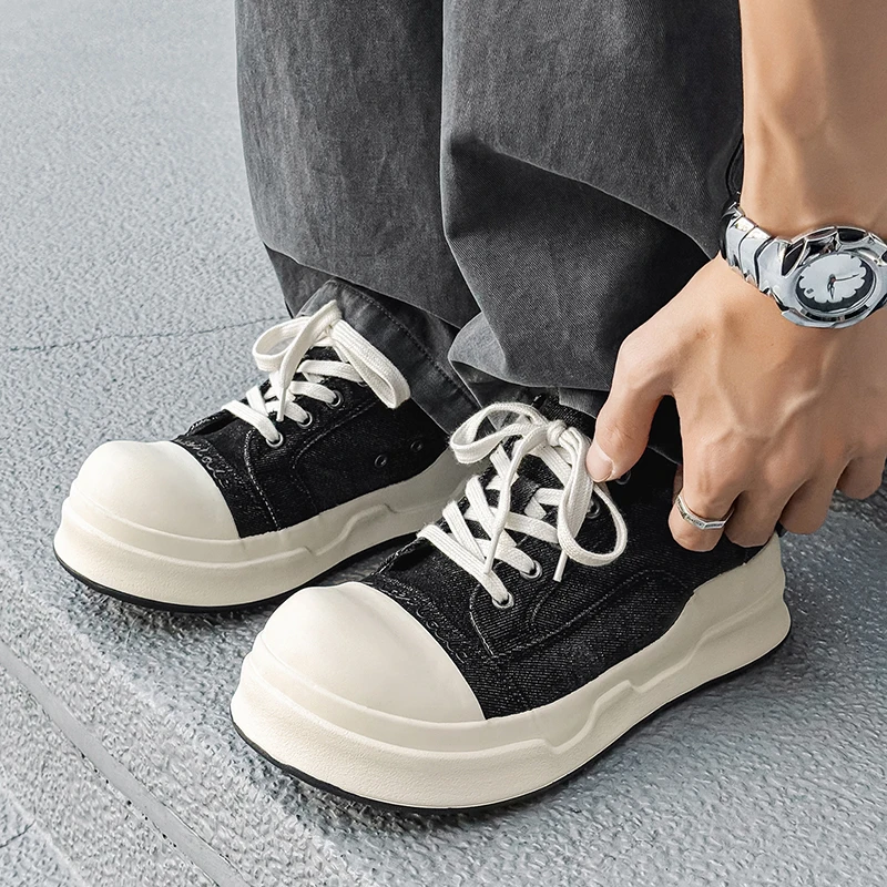 

New Men's Classic Vulcanize Shoes Men Casual Canvas Shoes High Quality Lace-Up Walking Shoes 2025 New Men All-match Male Flats