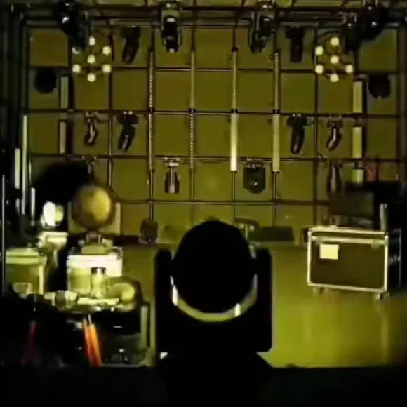 7*60W High Brightness RGBW Stage Light for DJ Bar Disco Bee-Eyes IP65 LED Zoom Wash DJ Moving Head Light