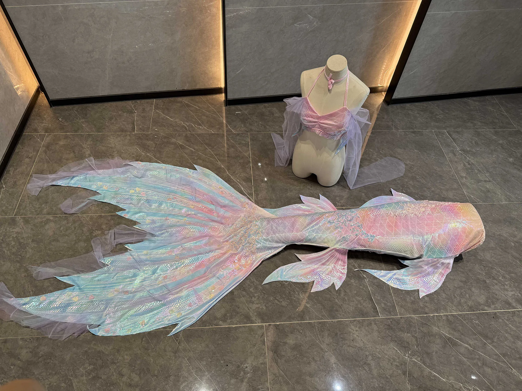 

Original Mermaid Sky Purple Tail Fish Skin Aquarium Shooting Mermaid Performance Dress Swimsuit Mermaid Diving Show