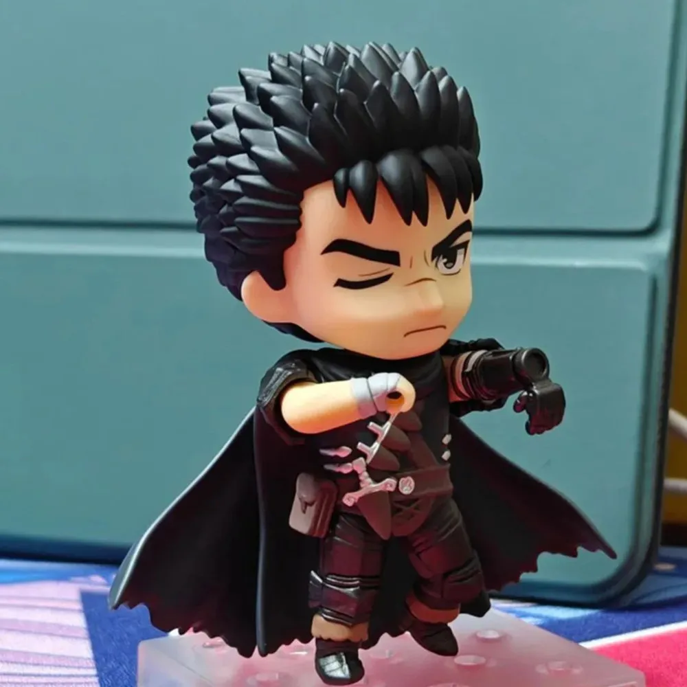 Modelo de Figura articulada Berserk Guts Black Swordsman, versión Q n. ° 2134