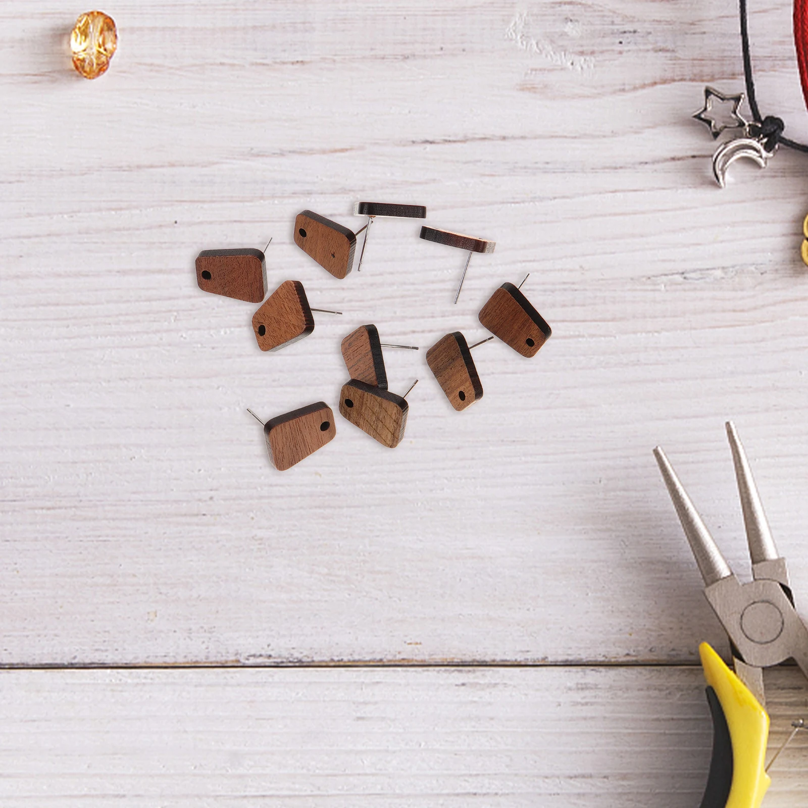 10 قطعة من أعمدة القرط لتقوم بها بنفسك مواد صنع القرط ترصيع الرأس المسطح لوازم صياغة المجوهرات ديكور مسطح