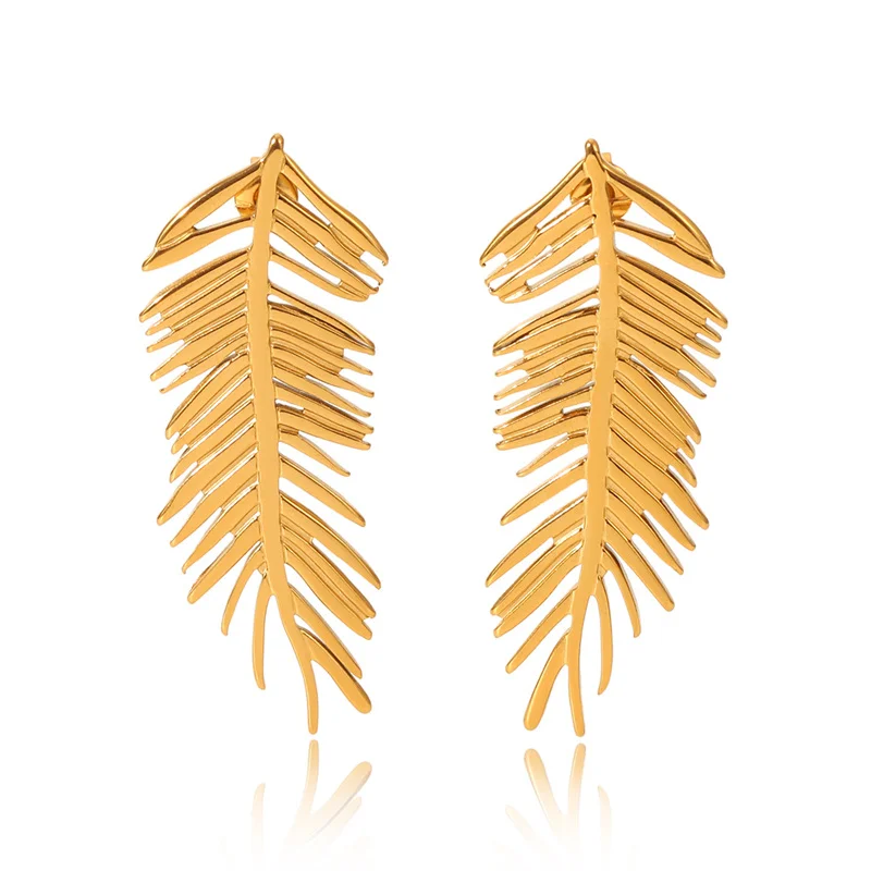 18k Gold Stainless Steel Vintage Hoop Earrings European Style Leaf Design Left & Right Pair for Nature Lovers