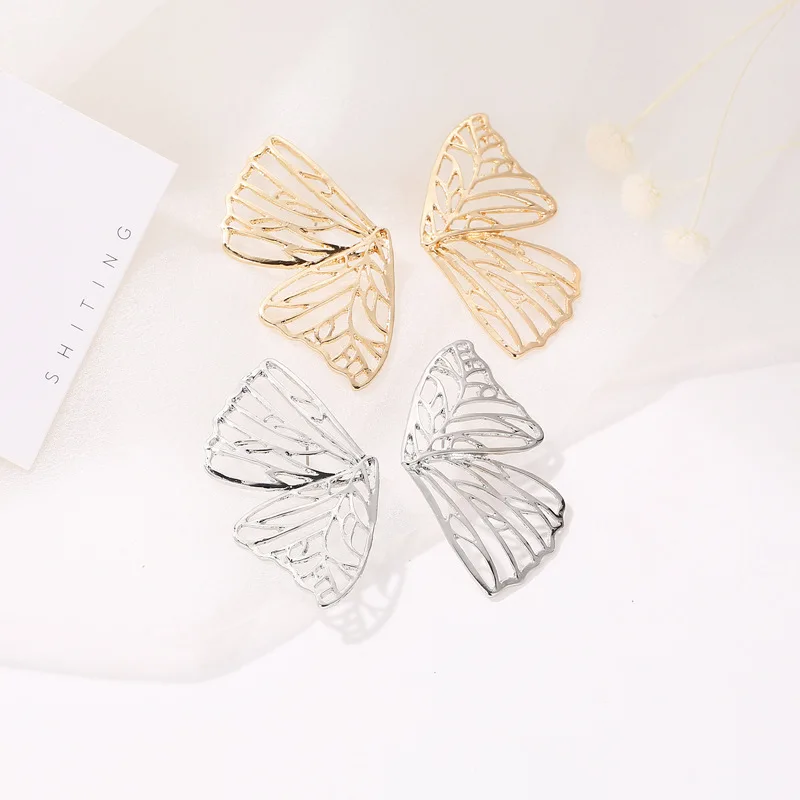 Exagerado Hollow Butterfly Wing Stud Brincos para Mulheres, Cor Dourada e Prata, Brinco Criativo, Acessórios para Joias de Festa, Moda