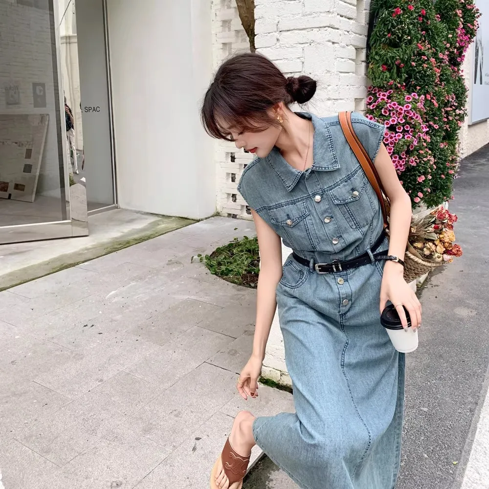 Women's Summer 2025 New Explosive Retro Sleeveless Long Denim Dress