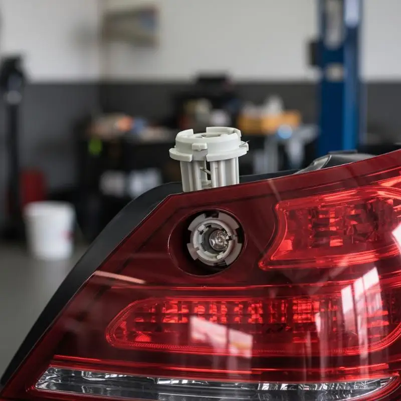 Mercedes E S R Class SLK W170 R170 ML W164 GL 1408260182 Tail Light Bulb Socket Replacement