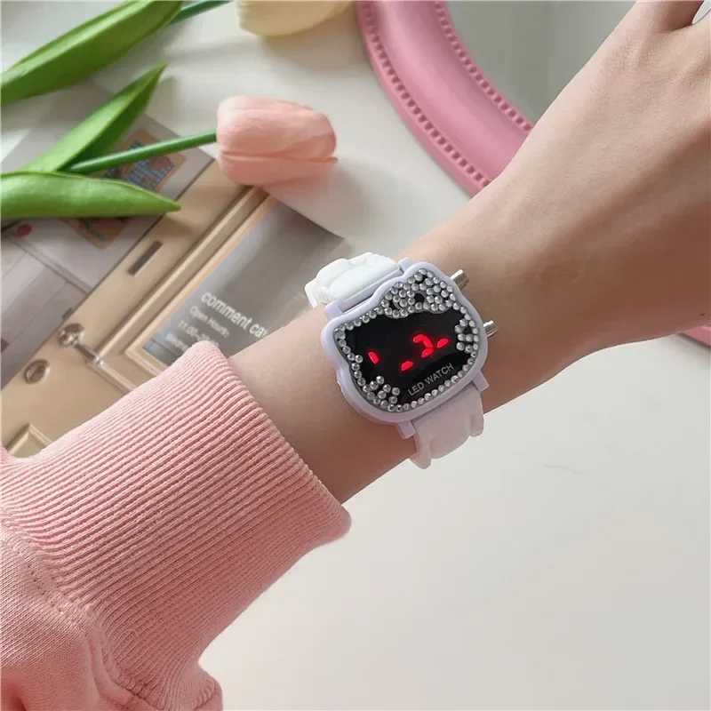 Miniso Anime Cartoon Sanrio Hello Kitty LED Cyfrowy zegarek sportowy dla dziewcząt Moda dla dzieci Elektroniczny silikonowy zegarek na pasku Prezent