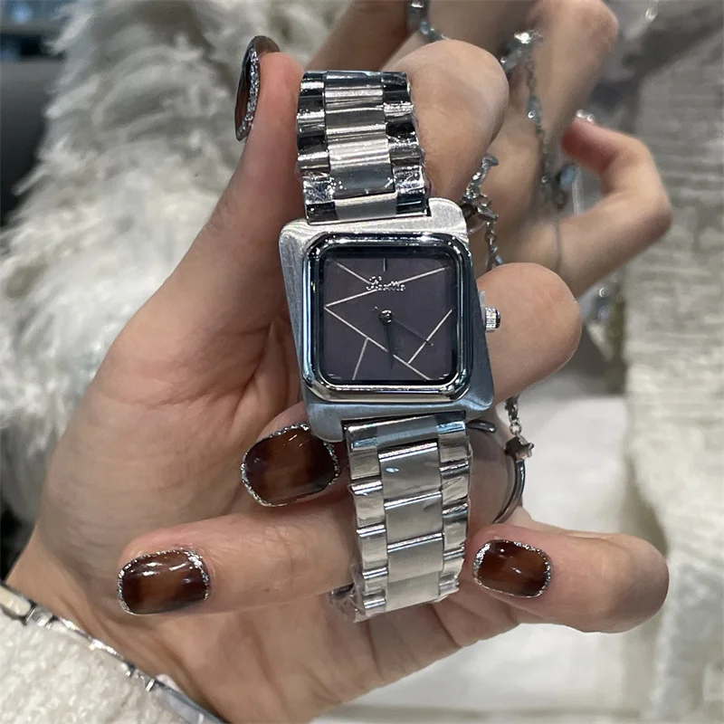 

CILOA square black niche watch female brand authentic workplace 2025 new trend fashion high quality waterproof quartz watch